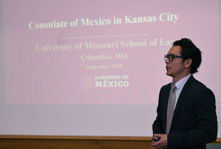 2019_Deagen_006_MexicanConsulate_EDITED